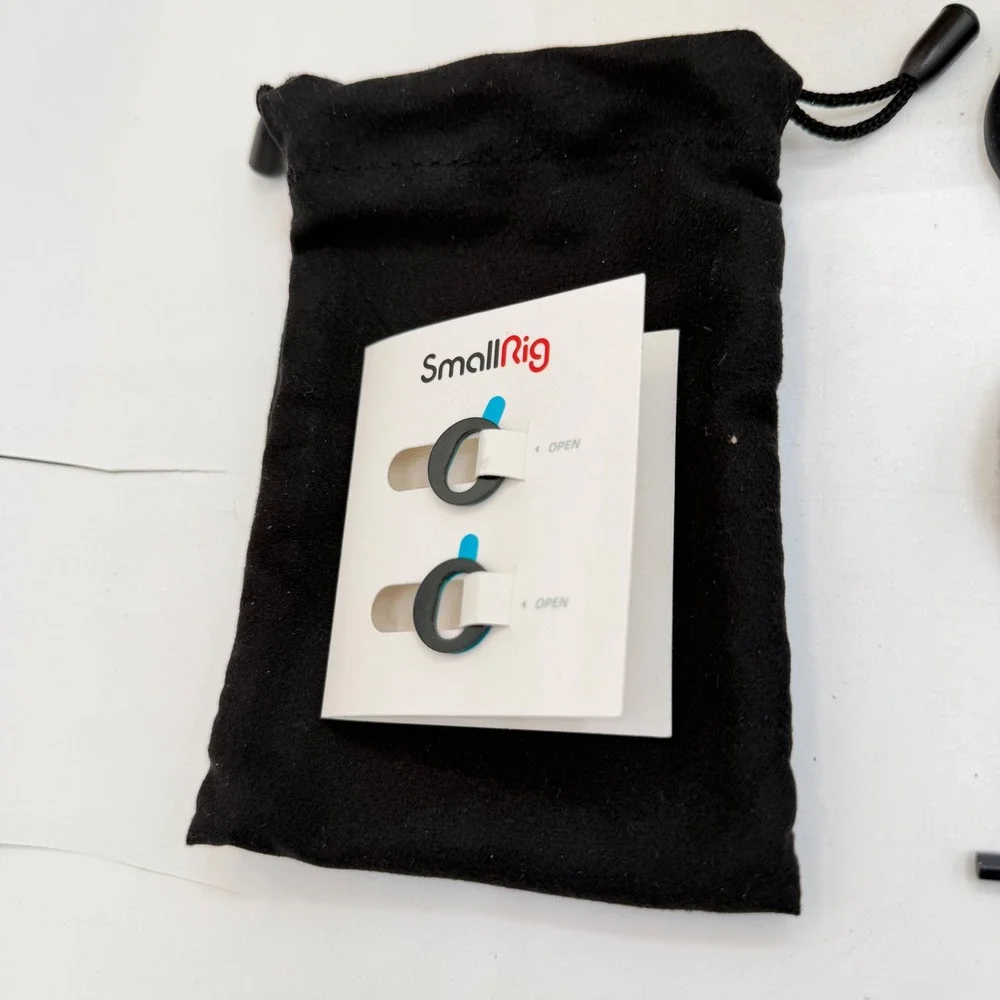 SmallRig Cage Kit 4235 Canon PowerShot V10 Black Vlogging Rig W/ Box Used Good